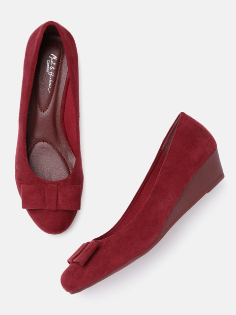 

Mast & Harbour Women Maroon Solid Pumps