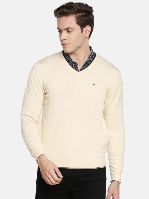 

Blackberrys Men Off-White Solid Pullover Sweater