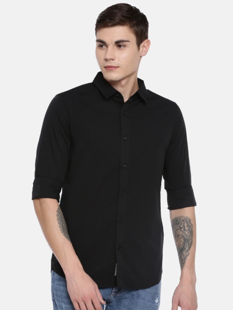 

Calvin Klein Jeans Men Black Slim Fit Solid Casual Shirt