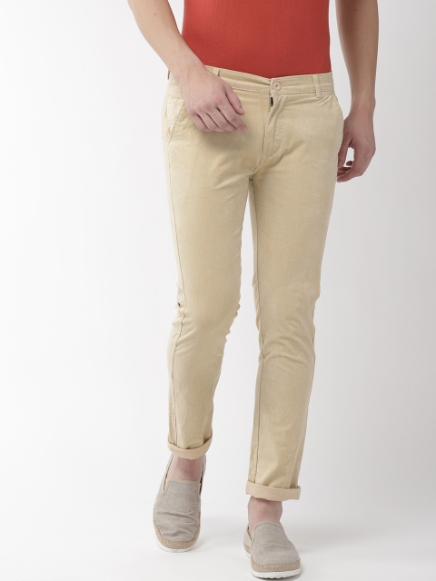 

Rodamo Men Cream-Coloured Slim Fit Self Design Corduroy Trousers