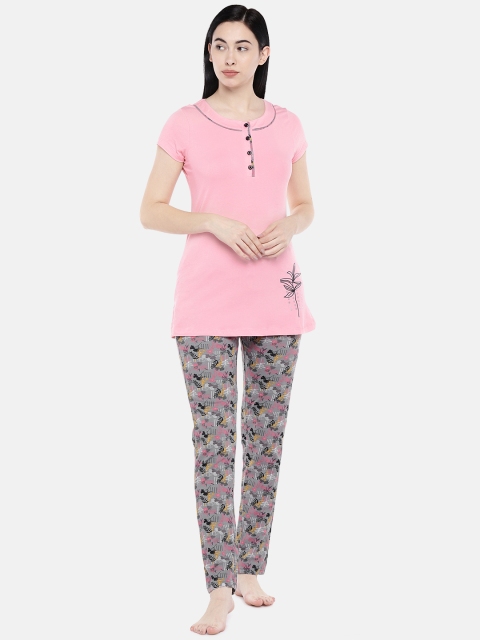 

Sweet Dreams Women Pink Solid Night suit 2427G9