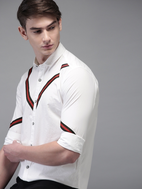 

Campus Sutra Men White Regular Fit Solid Casual Shirt
