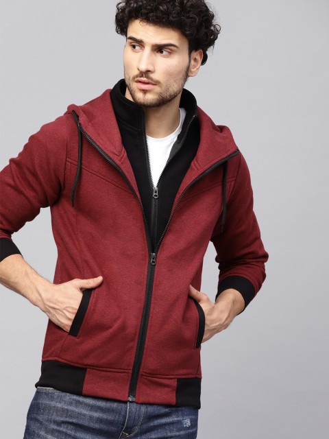

Seven Rocks Men Maroon Solid Hooded Sweatshirt