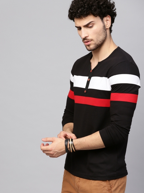 

Seven Rocks Men Black & White Striped Round Neck T-shirt