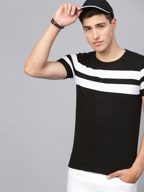 

Seven Rocks Men Black & White Slim Fit Solid Round Neck T-shirt