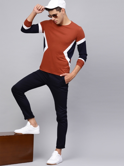 

Seven Rocks Men Rust Brown & Navy Blue Slim Fit Colourblocked Round Neck T-shirt