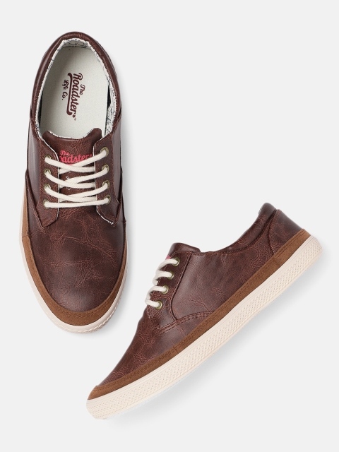 

Roadster Men Brown Solid Sneakers