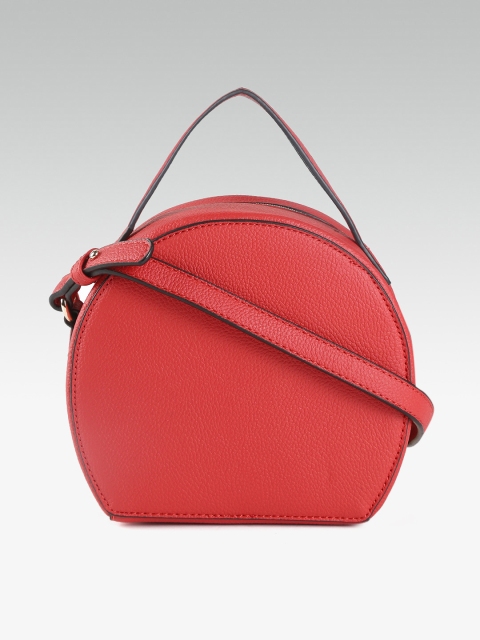 

DOROTHY PERKINS Red Solid Handheld Bag