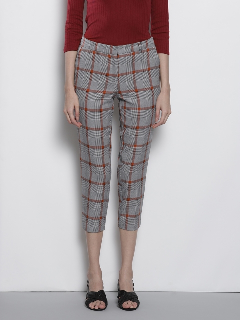 

DOROTHY PERKINS Women Black & White Checked Petite 3/4th Trousers
