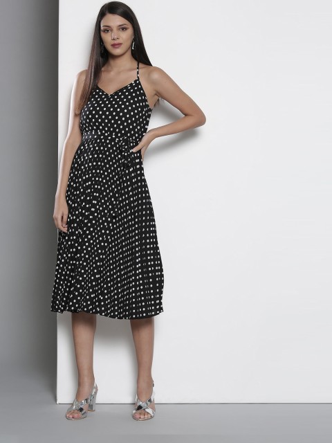 

DOROTHY PERKINS Women Black & White Accordian Pleated Printed Fit and Flare Dress