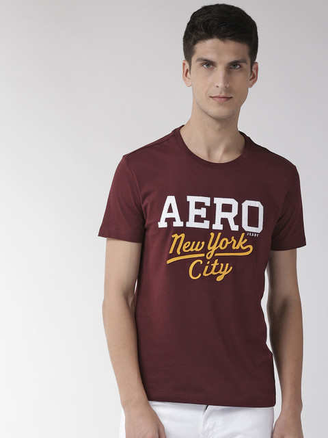 

Aeropostale Men Burgundy & White Applique Detail Round Neck T-shirt