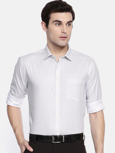 

Park Avenue Men White & Black Slim Fit Self Checked Formal Shirt