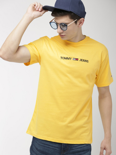 

Tommy Hilfiger Men Yellow Solid Round Neck T-shirt