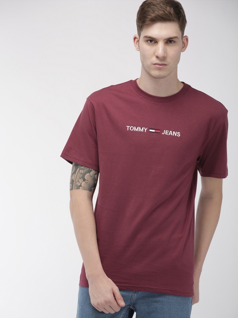 

Tommy Hilfiger Men Burgundy Solid Round Neck Pure Cotton T-shirt
