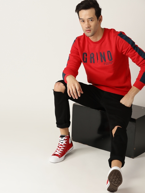 

United Colors of Benetton Men Red & Navy Blue Self-Design Sweatshirt