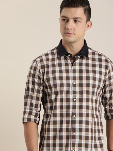 

INVICTUS Men Brown & Navy Blue Slim Fit Checked Casual Shirt