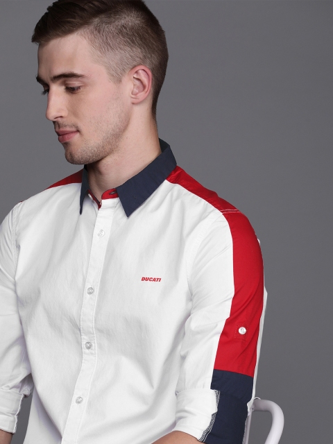 

Ducati Men White Slim Fit Solid Casual Shirt with Side Stripes