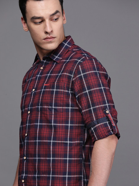 

Ducati Men Red & Navy Blue Slim Fit Checked Casual Shirt