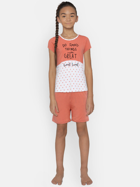 

Sweet Dreams Girls Peach-Coloured & White Printed Night Suit