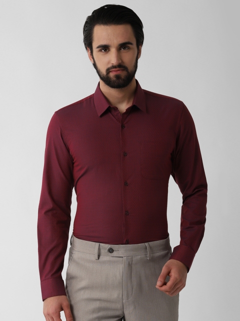 

Peter England Men Maroon Slim Fit Self Design Formal Shirt