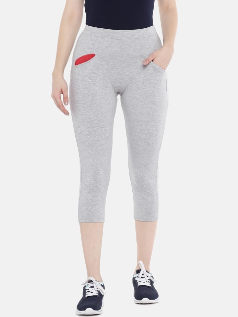 Women Grey Melange Solid Slim Fit Capris