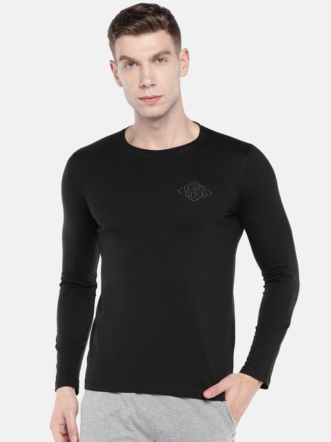 

Sweet Dreams Men Black Solid Round Neck T-shirt