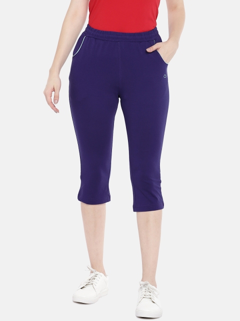 

Sweet Dreams Women Blue Solid Slim Fit Capris