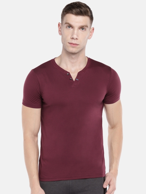 

Sweet Dreams Men Burgundy Solid Henley Neck T-shirt
