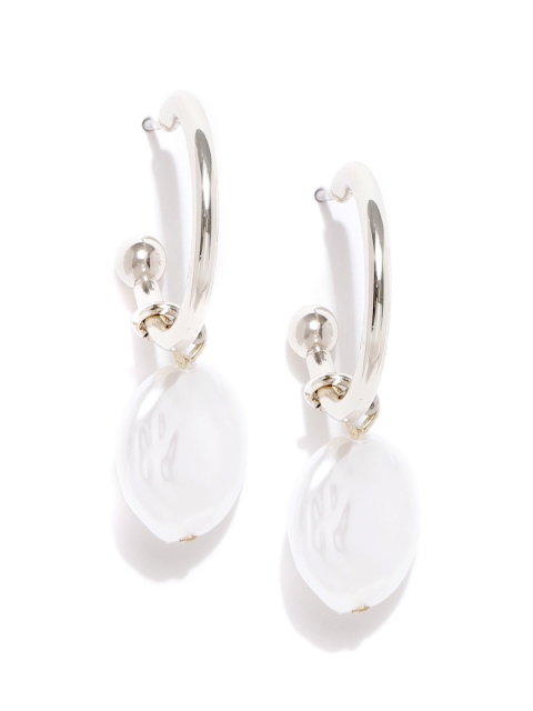 

Forever New Silver-Toned & White Fresh Water Pearl Circular Drop Earrings