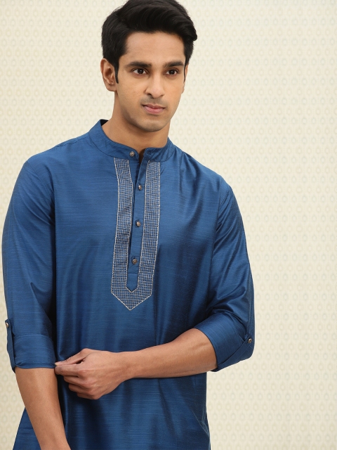 

House of Pataudi Men Blue Embroidered Straight Kurta