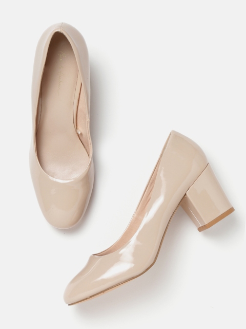 

Mast & Harbour Women Nude-Coloured Solid Pumps