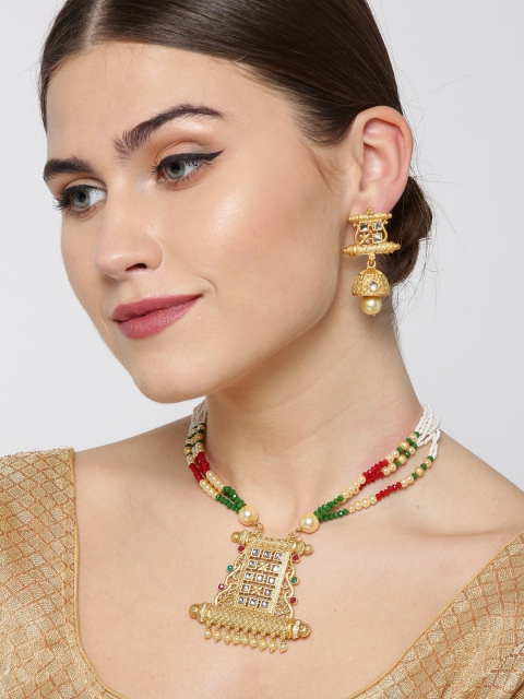 

Priyaasi Off-White Gold-Plated Matte Kundan Studded & Beaded Jewellery Set