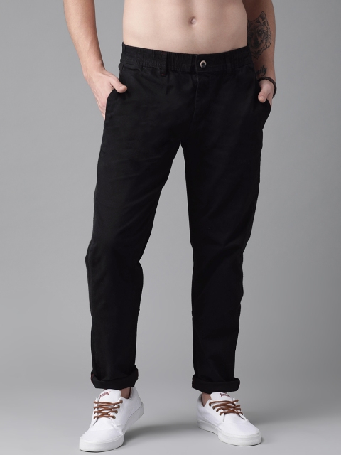 

The Roadster Lifestyle Co Men Black Slim Fit Solid Regular Trousers