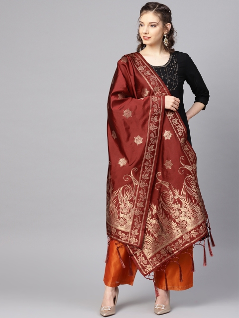

SUTRAM Maroon & Golden Zari Woven Design Banarasi Dupatta