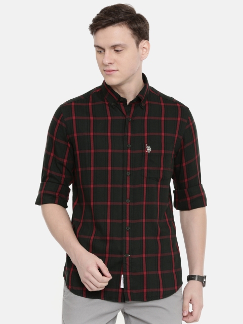 

U.S. Polo Assn. Men Black & Red Tailored Fit Checked Casual Shirt
