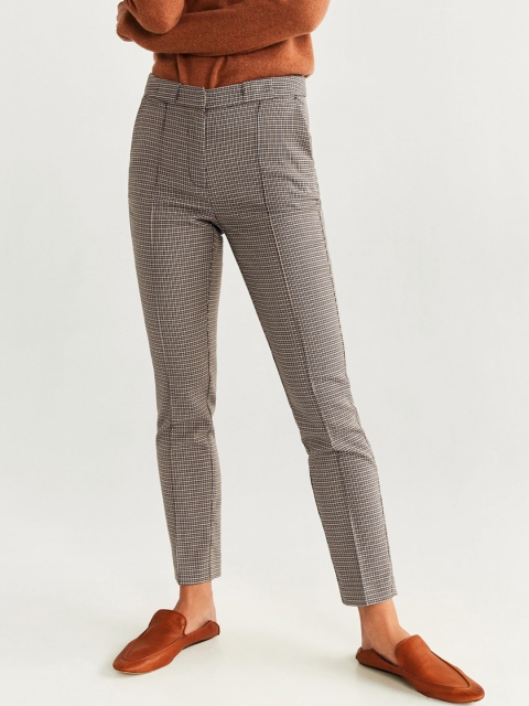 

MANGO Women Beige & Black Straight Fit Checked Regular Trousers