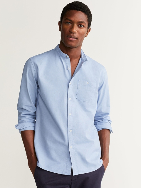 

MANGO MAN Blue Regular Fit Solid Casual Shirt