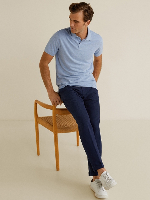 

MANGO MAN Blue Solid Polo Collar T-shirt