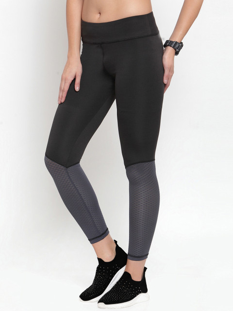 

Boston Club Women Black Solid Tights