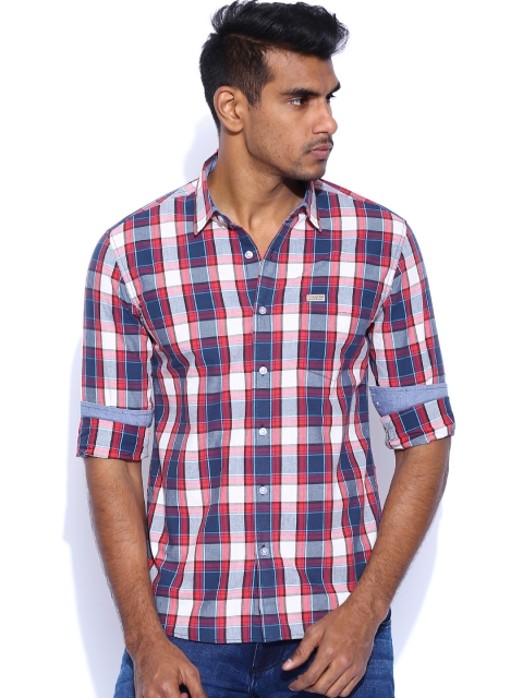 

Flying Machine Red & White Checked Casual Shirt