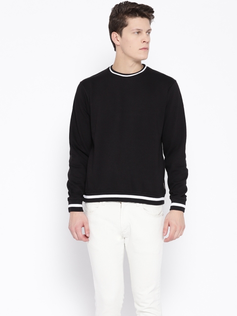 

Flying Machine Men Black Solid Sweatshirt