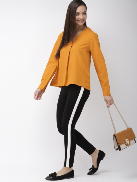 

Mast & Harbour Women Mustard Solid Top