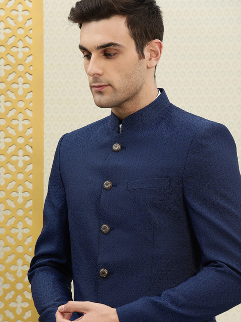

House of Pataudi Men Navy Blue & Black Self Design Ethnic Bandhgala