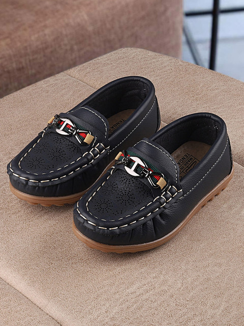 

Walktrendy Boys Navy Blue Loafers