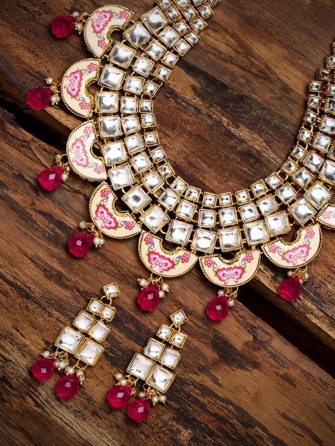 

Zaveri Pearls Pink Gold-Plated Kundan & Beads Studded Jewellery Set