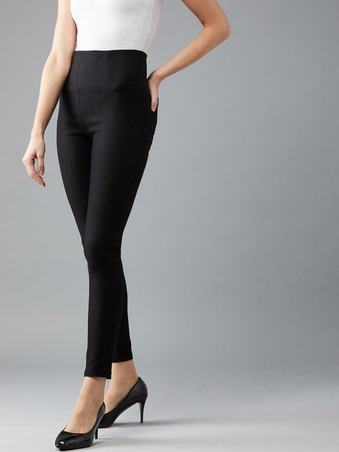 

DOLCE CRUDO Women Black Solid Slim-Fit Treggings