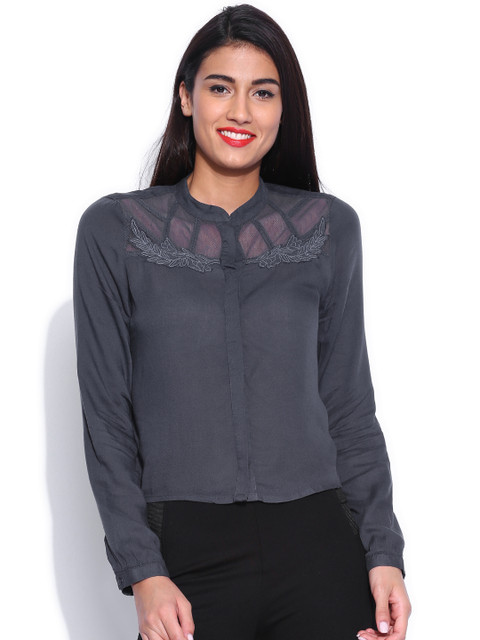 

ONLY Grey Shirt