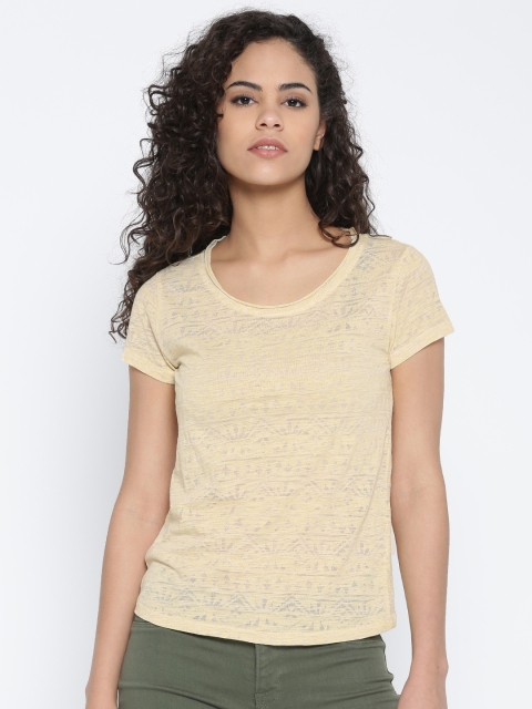 

ONLY Yellow Printed Top