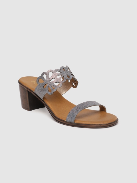 

Inc 5 Women Gold-Toned Solid Sandals