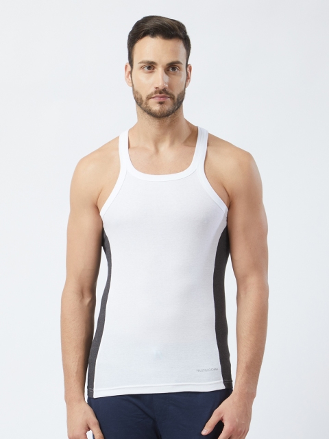 

Fruit of the Loom Men White Intellifresh Technology Innerwear Vest MFV01-A1S5